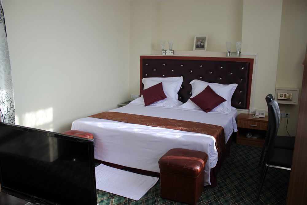 Hotel Good Time 2*